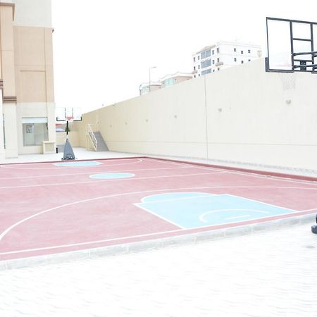 The Lofts Kuwait Fintas Vandrehjem Kuwait City Eksteriør billede