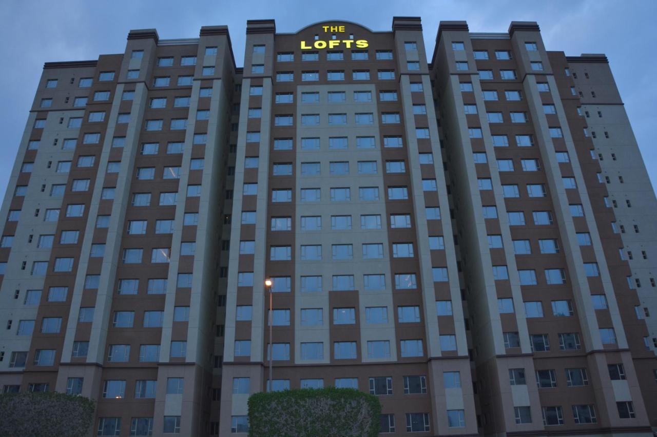 The Lofts Kuwait Fintas Vandrehjem Kuwait City Eksteriør billede
