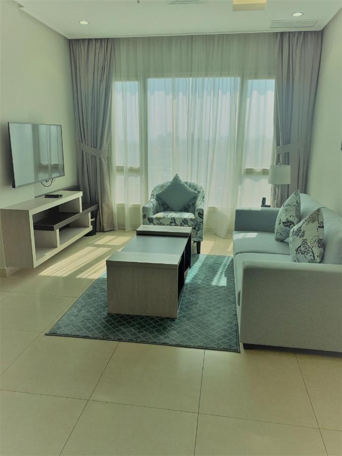The Lofts Kuwait Fintas Vandrehjem Kuwait City Eksteriør billede