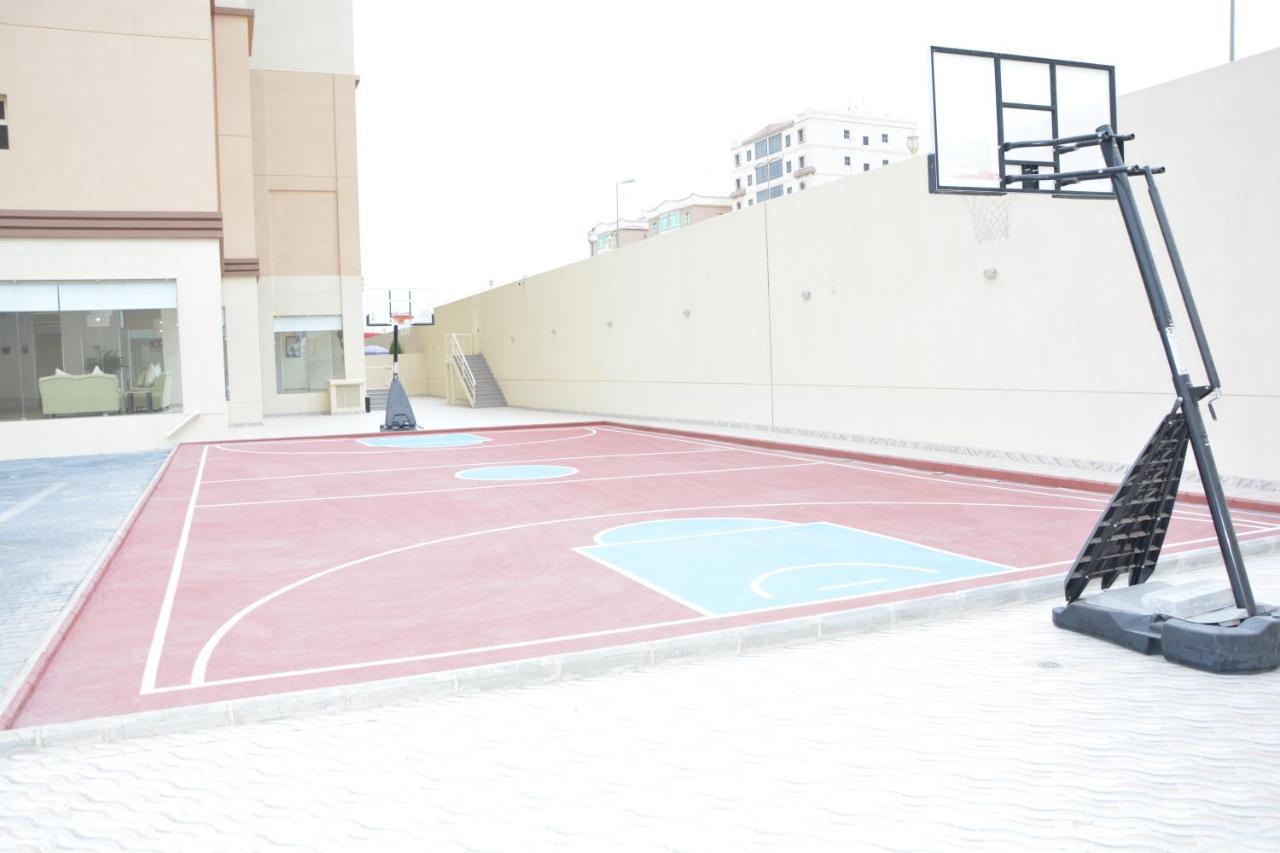 The Lofts Kuwait Fintas Vandrehjem Kuwait City Eksteriør billede